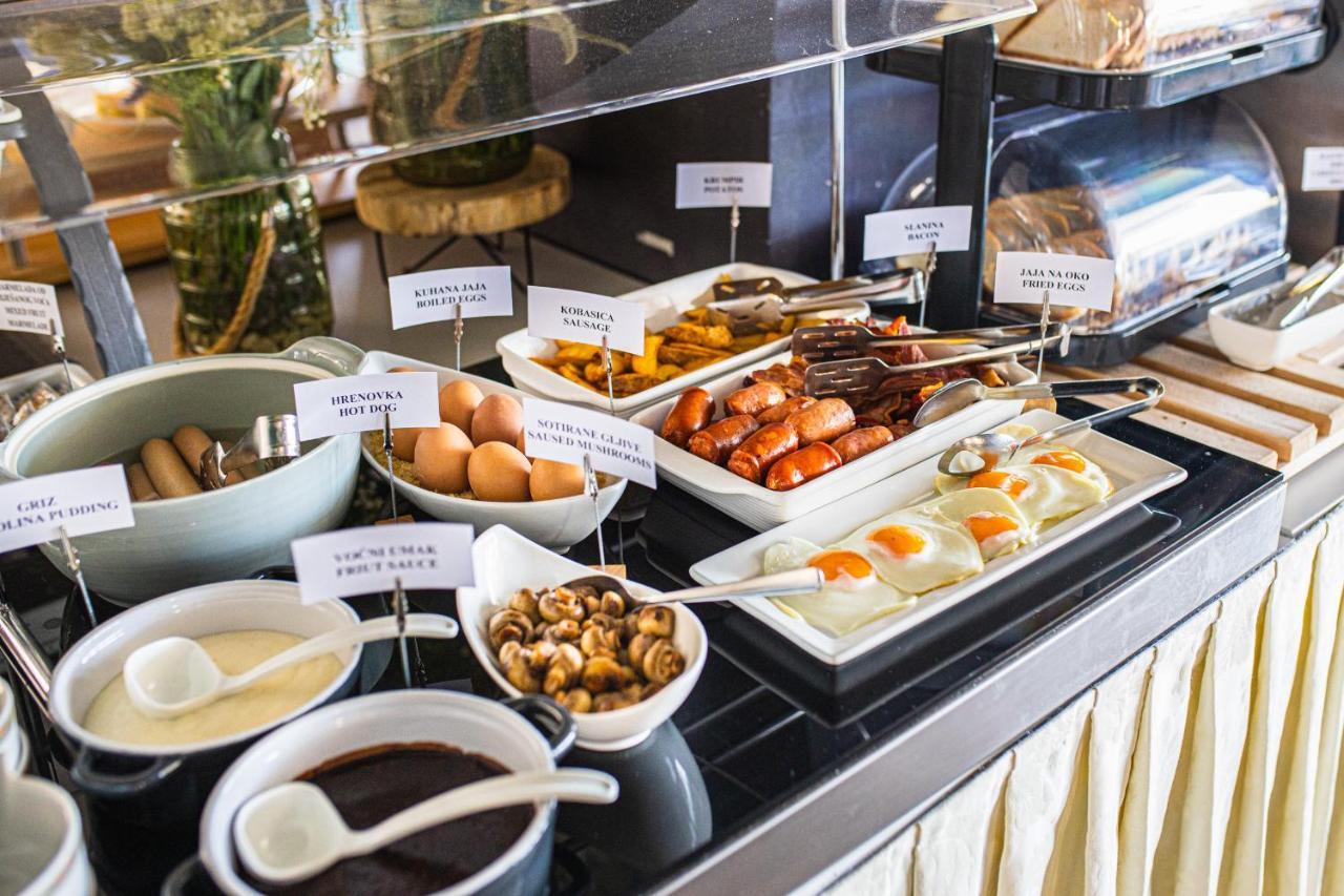 Hotel Ivando - K&S Drvenik  Zewnętrze zdjęcie
